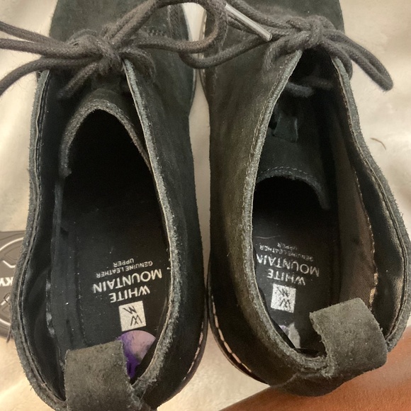 White Mountain Black Suede Lace-Up Wedge Ankle Booties Size 8.5 - Picture 8 of 10